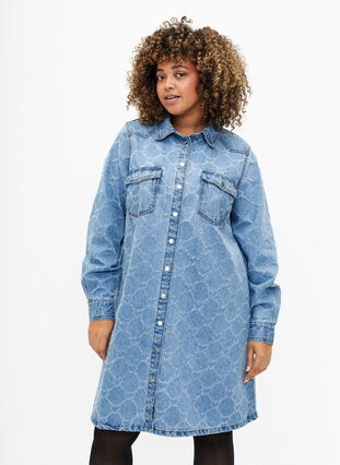 Zizzi Denimkjole med destroy-mønster, Blue denim, Model image number 0
