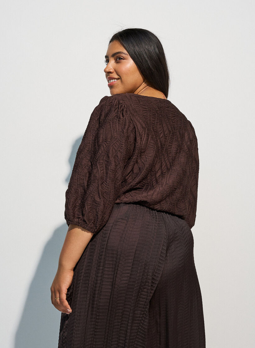 Bluse med tekstur og 3/4 ermer, Brun, Model image number 2