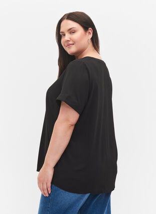 Kortermet bluse med V-hals, Black, Model image number 1