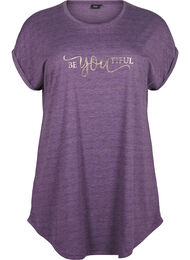 Kortermet nattkjole med teksttrykk, Purple Penn. Mel BeY