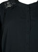 Viskosebluse med heklede detaljer, Black, Packshot image number 2