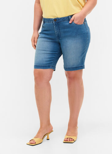 Slim fit Emily shorts med normal midje, Light blue denim, Model image number 2