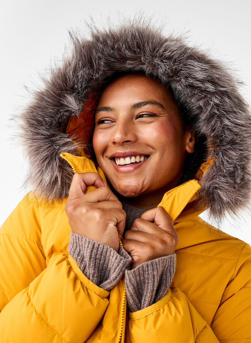 Kort boblejakke med hette, Gul, Image image number 0