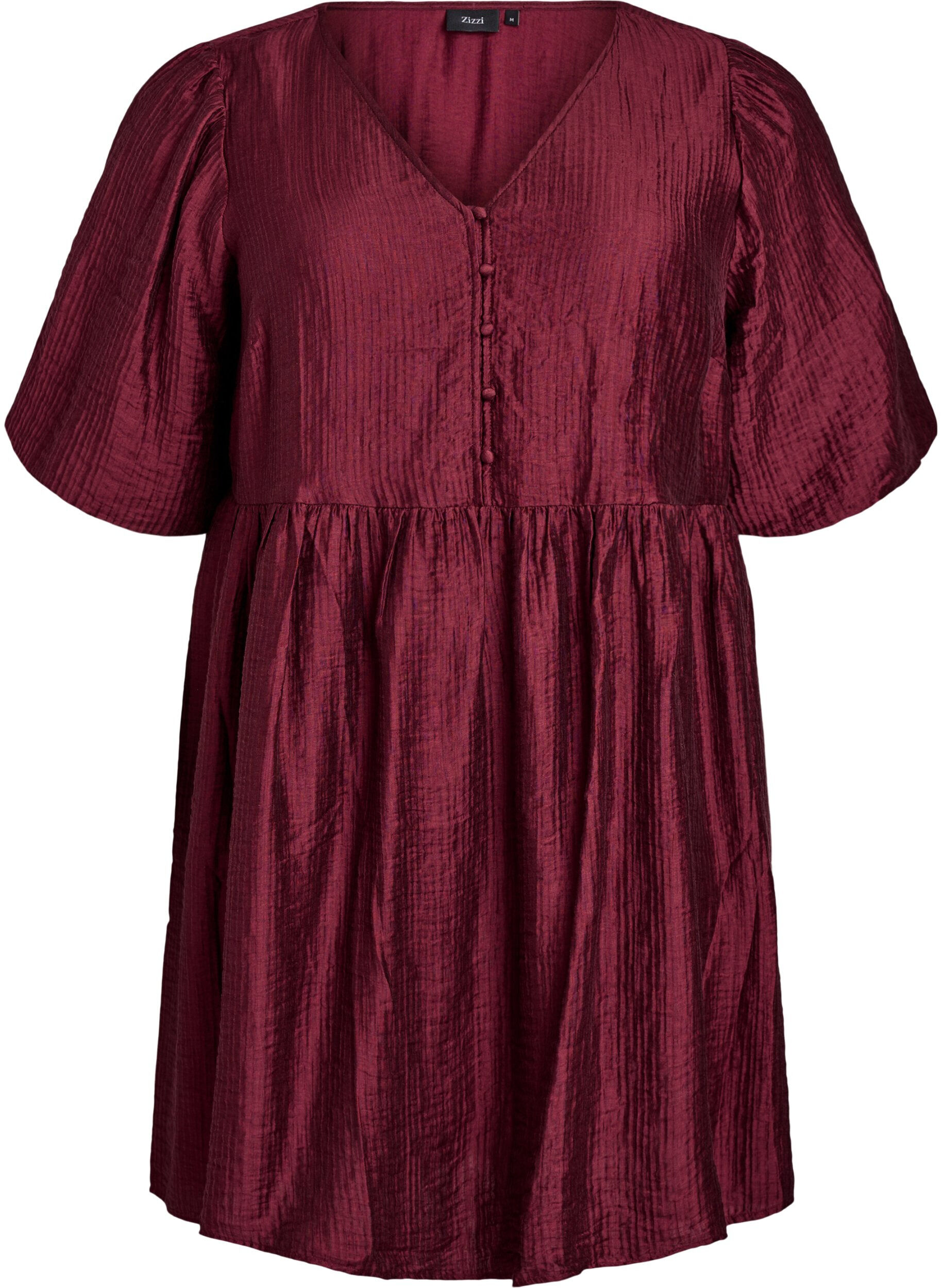 Kort kjole med tekstur og korte ballong ermer