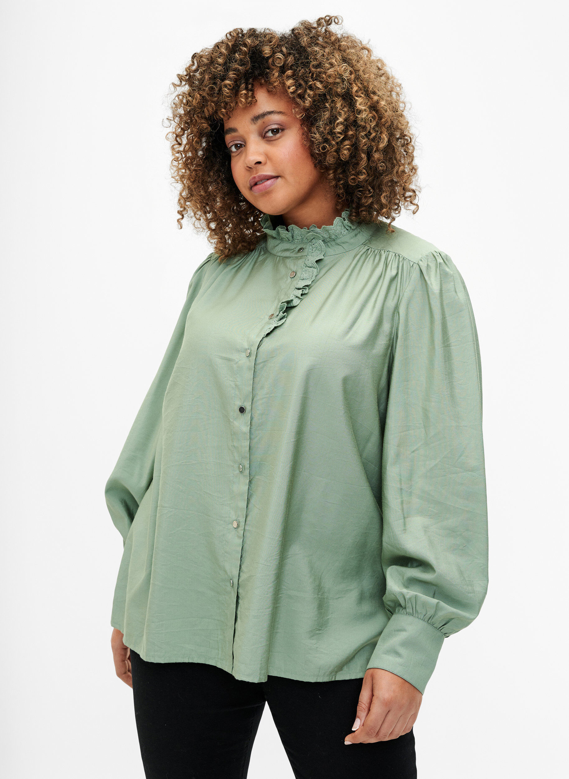 Zizzi Viscose skjorte Bluse med ruffles, Green Bay, Model image number 0