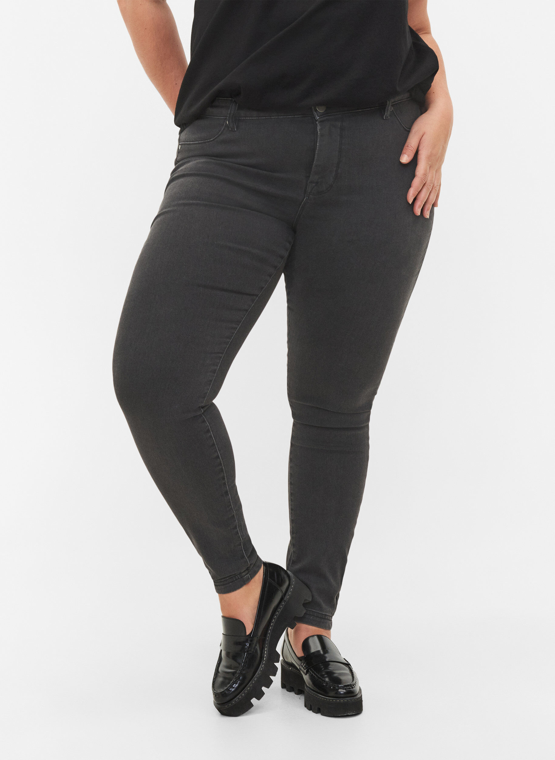 Zizzi Jeggings i bomullsblanding, Grey Denim, Model image number 2