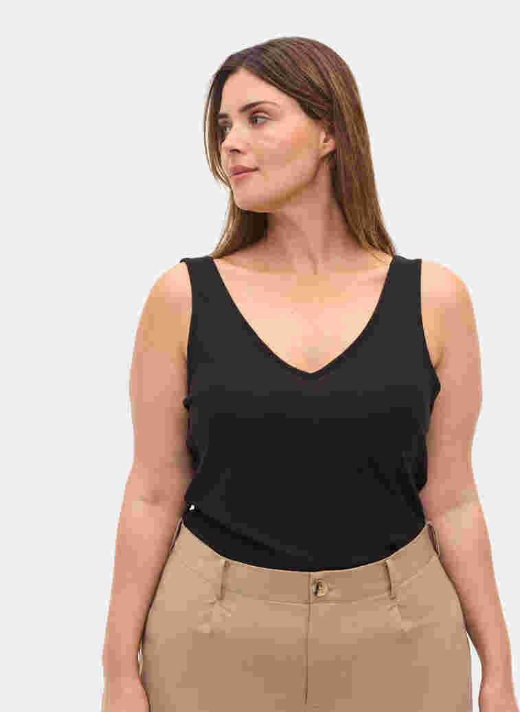 Basistopp med v-utringning i ribbemateriale, Black, Model