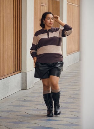 Zizzi Loose fit imitert skinnshorts med elastisk linning, Black, Image image number 0