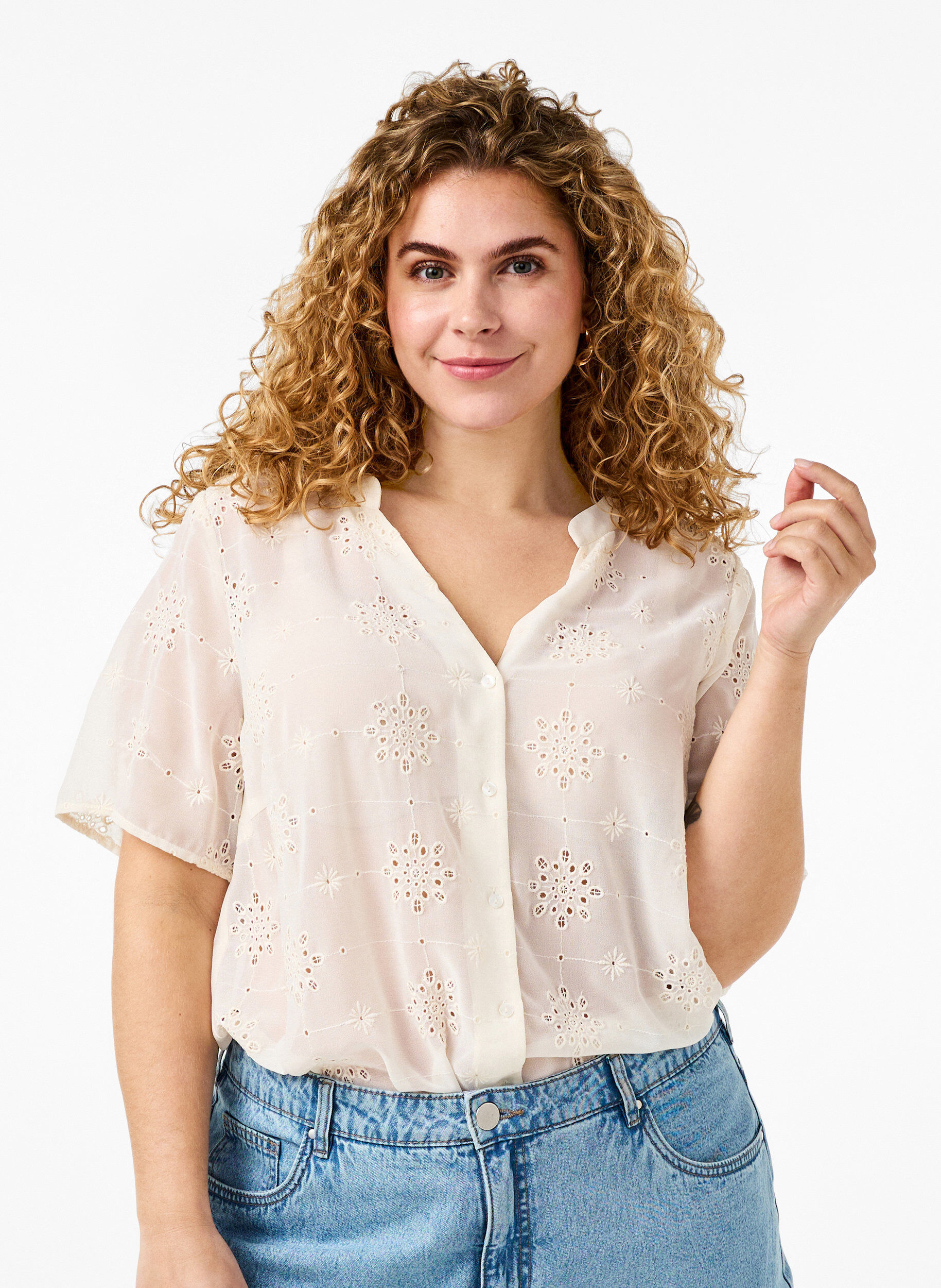 Kortermet skjortebluse med broderi anglaise, Antique White, Model