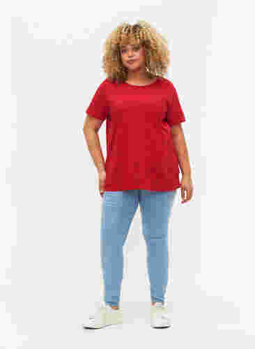 T-skjorte i bomull med broderi anglaise, Tango Red, Model image number 1