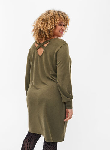 Langermet kjole med ryggdetaljer, Ivy Green Mel., Model image number 1