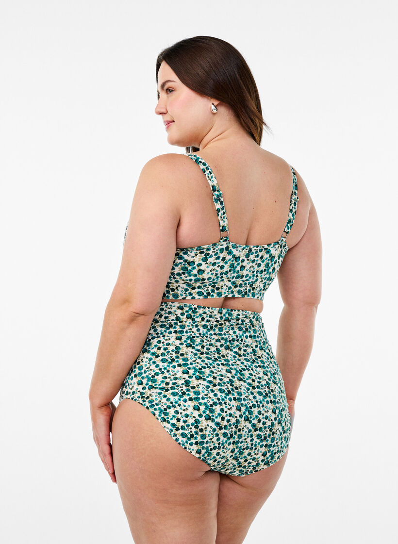 Bikinitruse med ekstra høyt liv og blomstermønster, Ditsy Rose AOP, Model