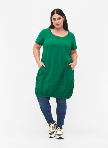 Kortermet kjole i bomull, Verdant Green, Model image number 2