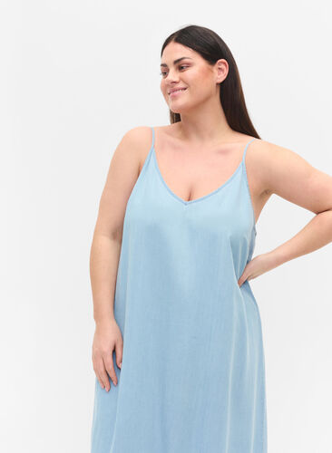 Lang denimkjole med tynne stropper, Light blue denim, Model image number 2