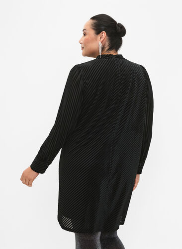 Strukturmønstret kjole i velur, Black, Model image number 1