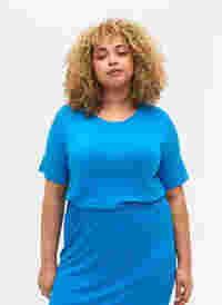 T-skjorte i viskose med ribbet struktur, Ibiza Blue, Model