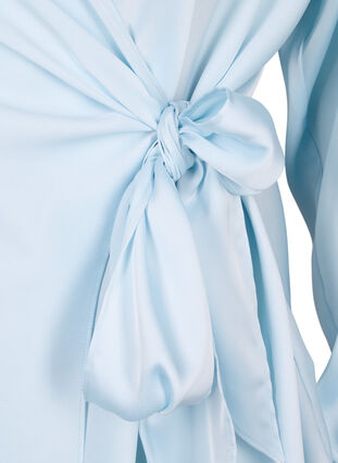 Festbluse i sateng med omslag, Delicate Blue, Packshot image number 3