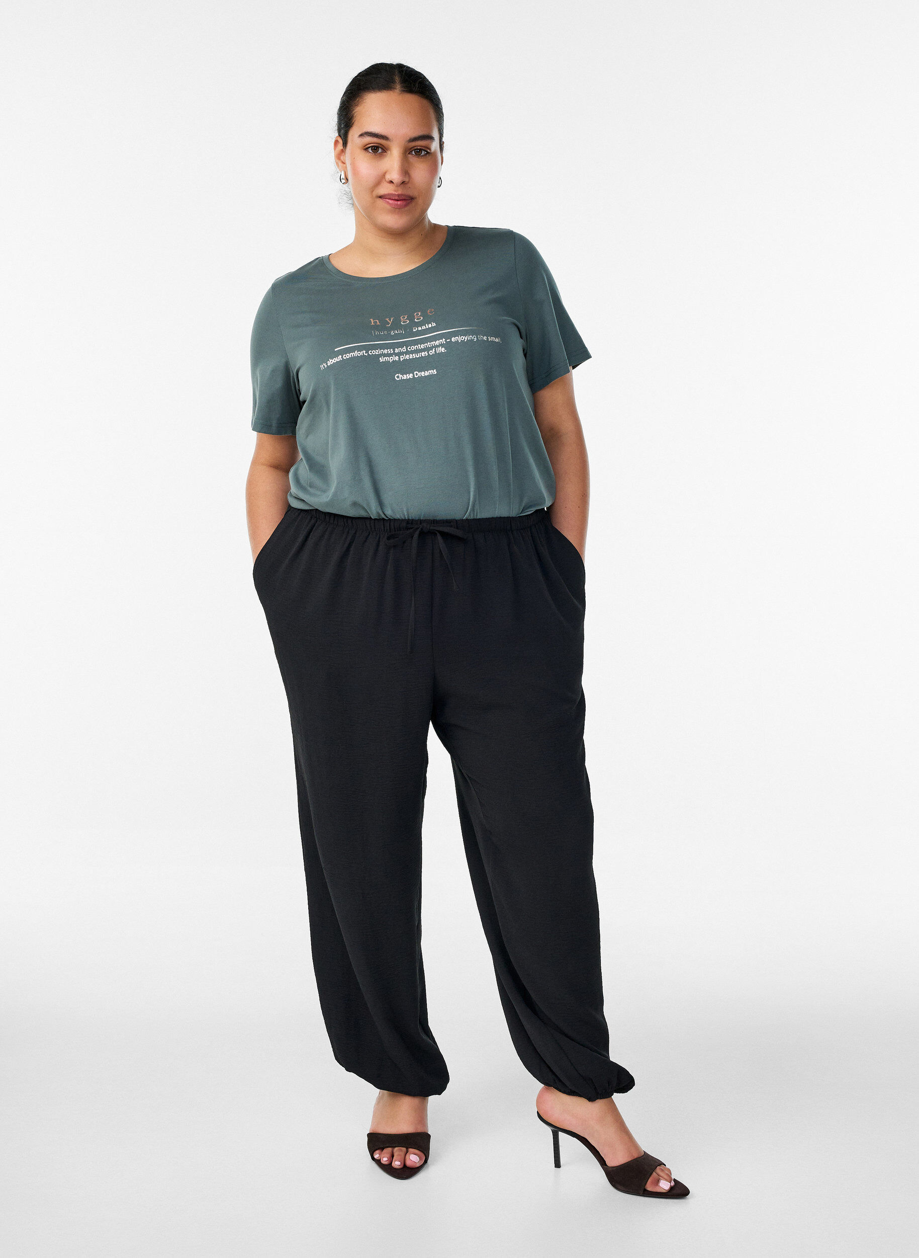 ZizziT-skjorte med trykk, Gr&oslash;nn, Model image number 1