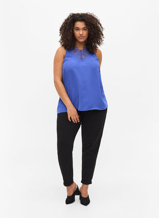 Topp med V-hals og blonder, Dazzling Blue, Model image number 2