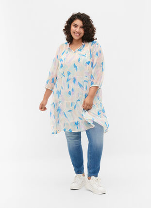 Tunika med blomstermønster og lurex, White/Pastel Leaf, Model image number 2
