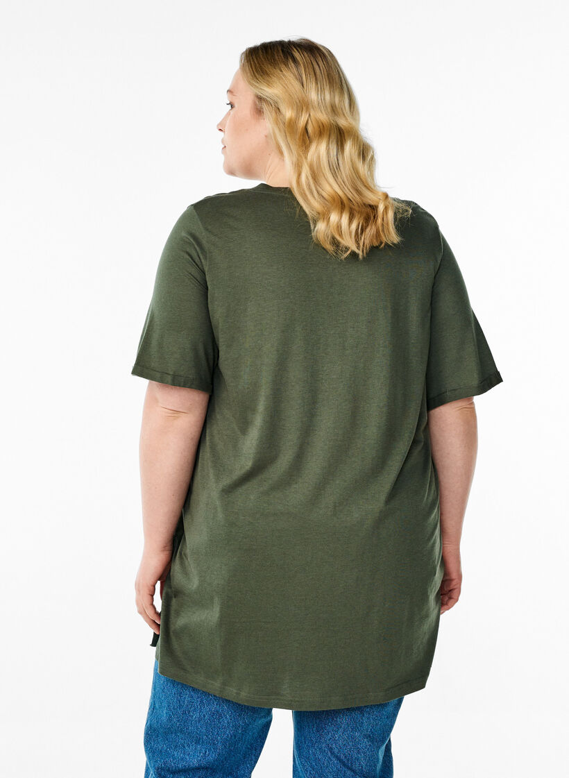 Ensfarget oversized T-skjorte med V-hals, Grønn, Model image number 2