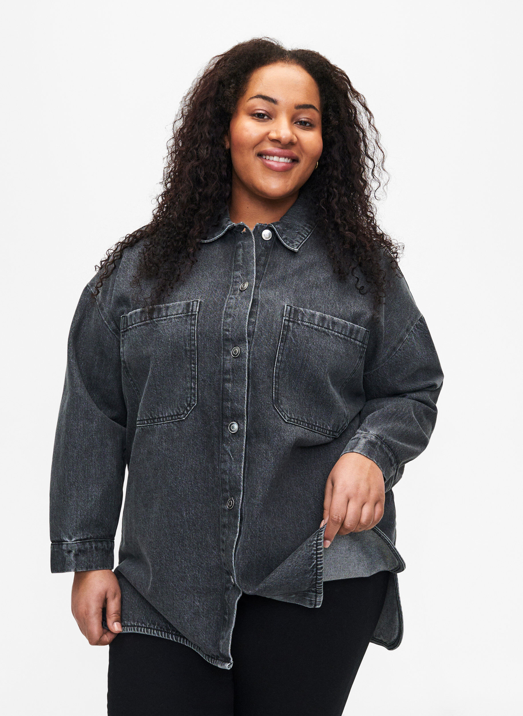 Zizzi L&oslash;stsittende denimjakke med knapper, Grey Denim, Model image number 0