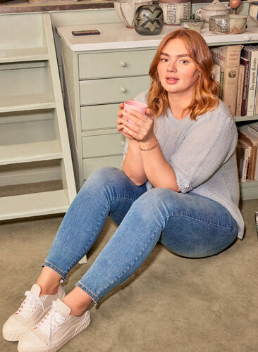 Cropped Amy jeans med høyt liv og sløyfe, Blue denim, Image image number 0