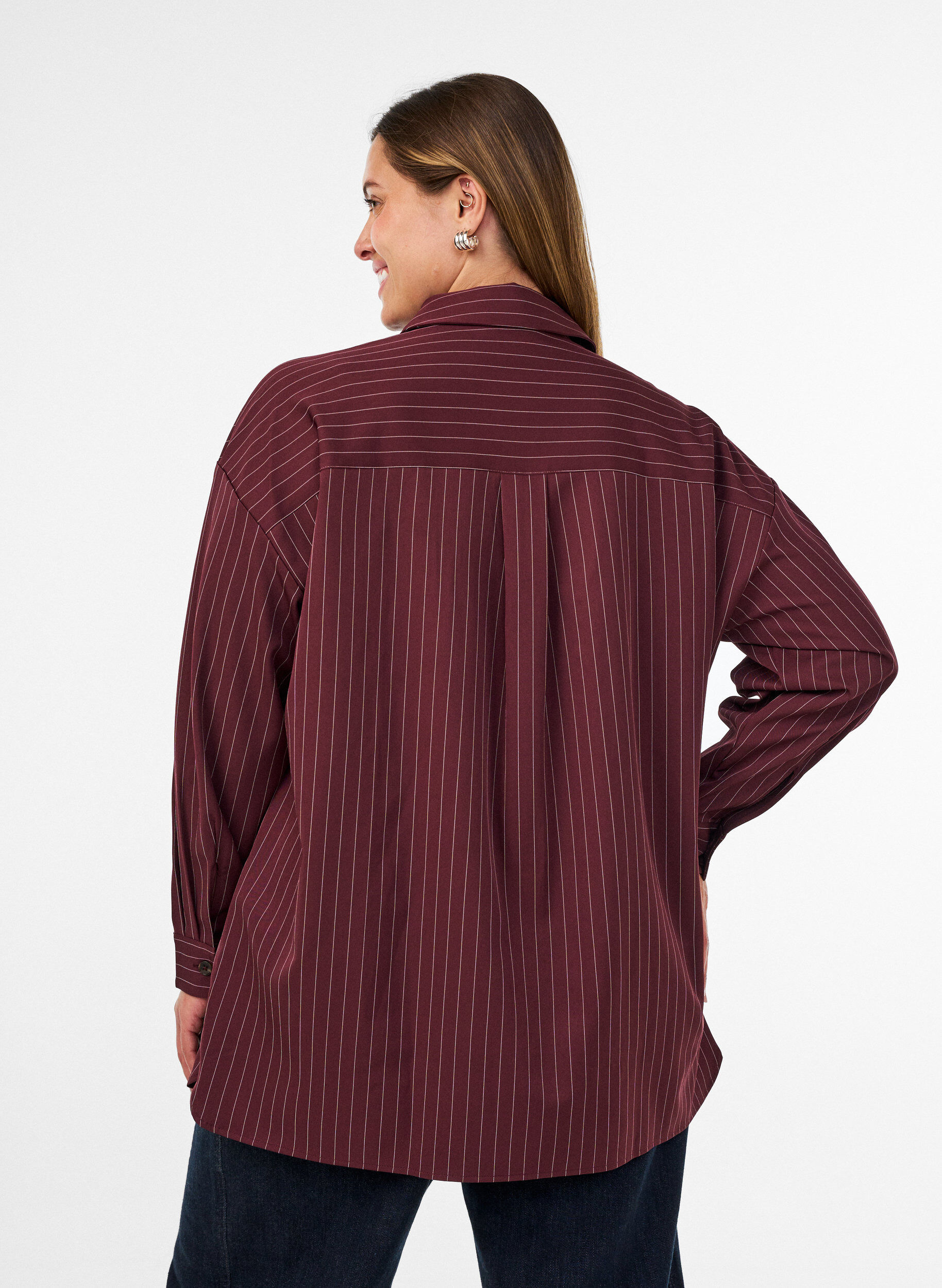 ZizziN&aring;lestripet skjorte med brystlommer, R&oslash;d, Model image number 2