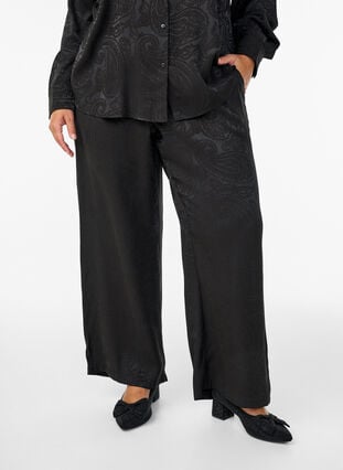 Zizzi Loose fit bukser med paisleymønster og høy midje, Svart, Model image number 2