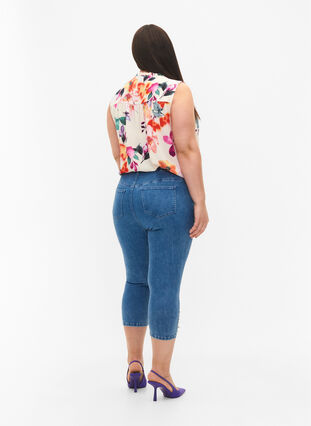 Capribukser i denim med høyt liv og perler, Light blue denim, Model image number 1