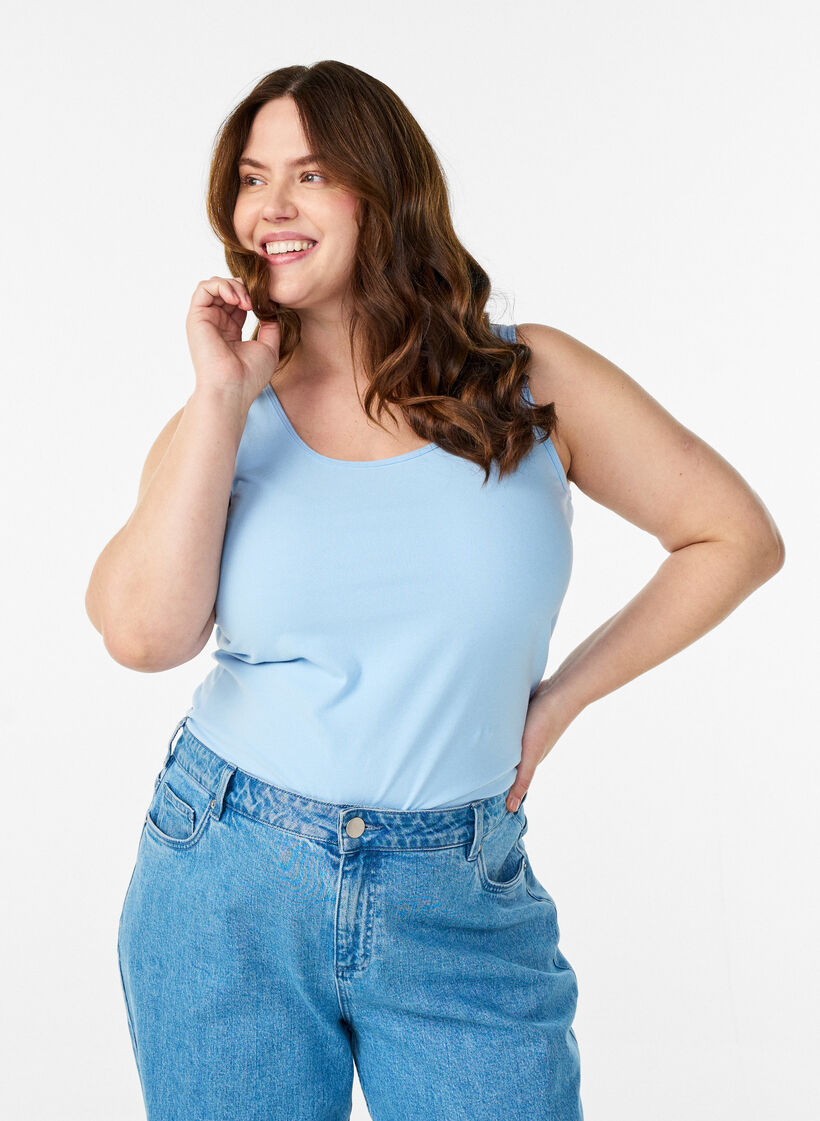 Ensfarget basic topp i bomull, Bl&aring;, Model image number 0