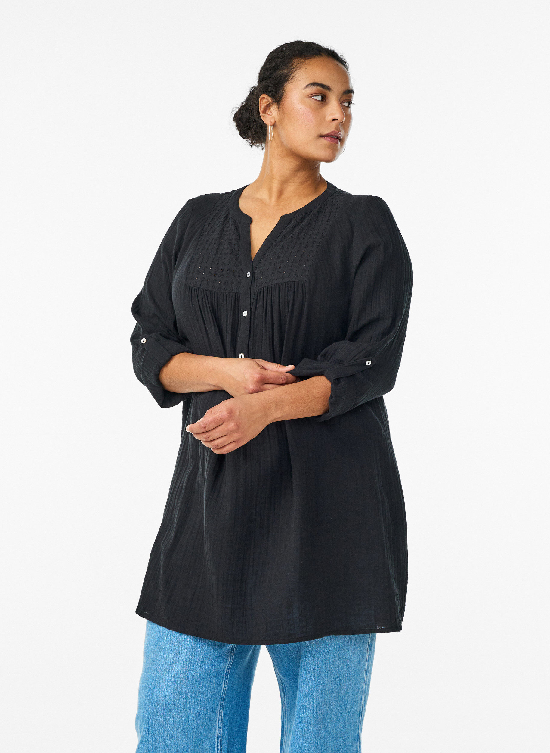 ZizziBomullsmuslin tunika med broderie anglaise, Svart, Model image number 0