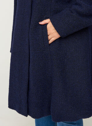 Lang jakke med ull og hette, Black, Model image number 2