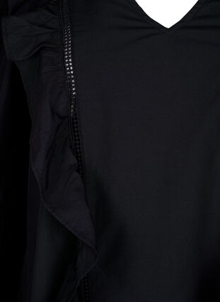 Bluse med ruffles og blondestrikk, Black, Packshot image number 2