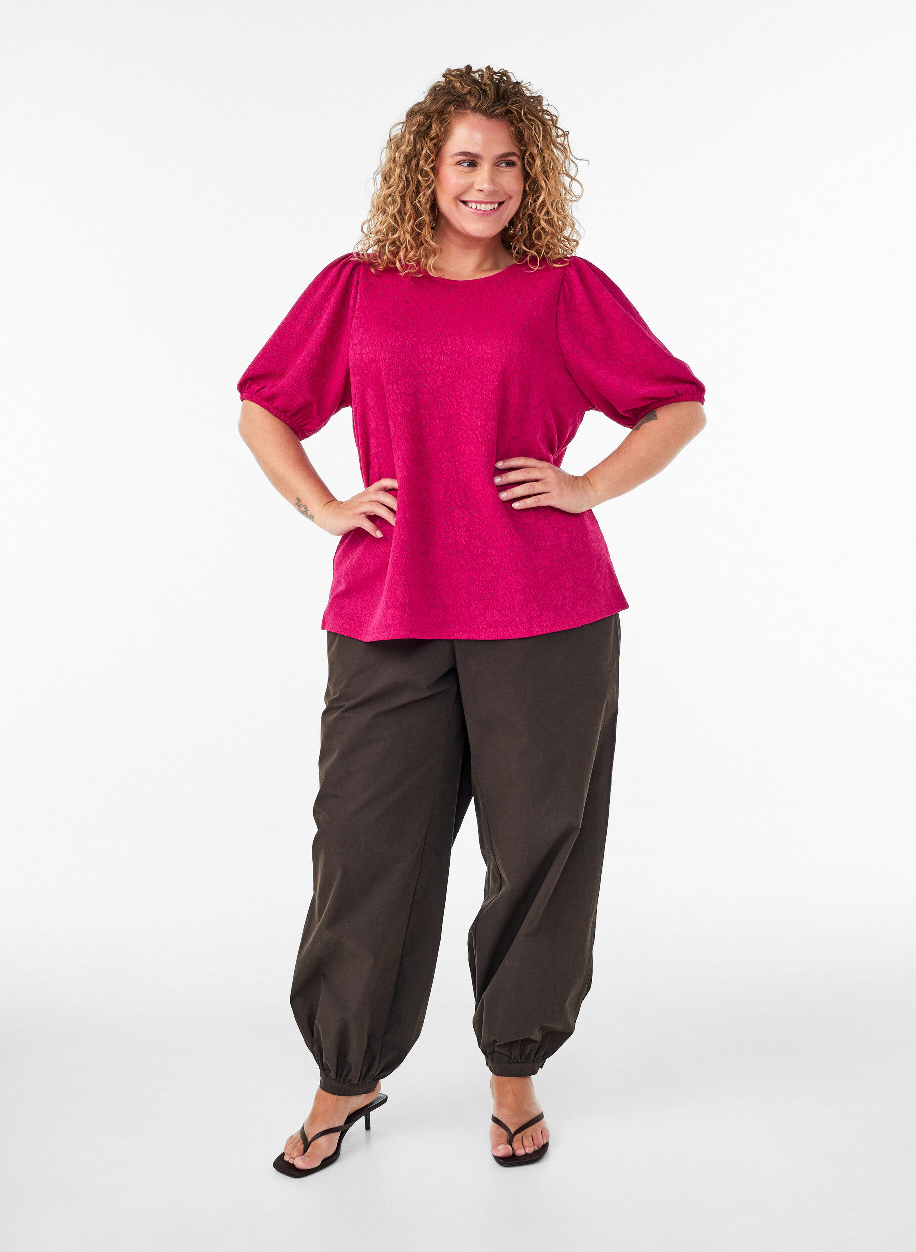 ZizziBluse med tekstur og korte ermer, Rosa, Model image number 1