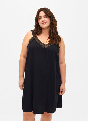 Zizzi Stroppkjole i viskose med blonder, Black, Model image number 0