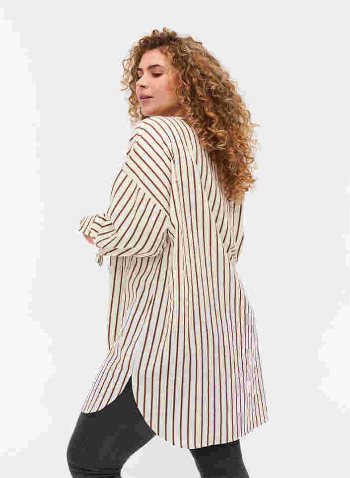 Lang stripete bomullsskjorte med V-hals, Stripe, Model image number 1