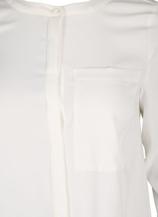Lang ensfarget skjorte med brystlomme, Warm Off-white, Packshot image number 2