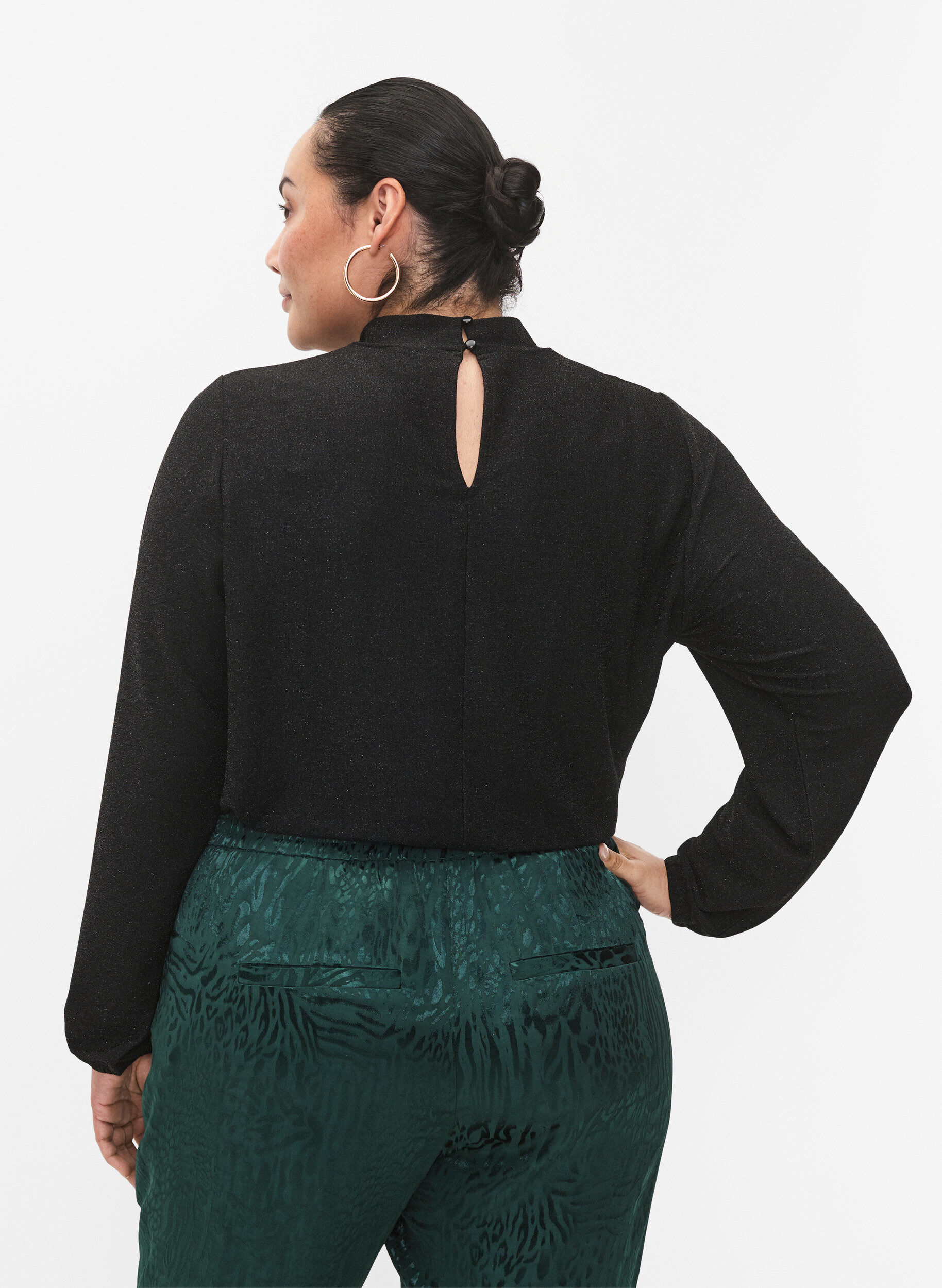 Zizzi Langermet bluse med glitter, rund hals og V-detalj, Black Black, Model image number 1