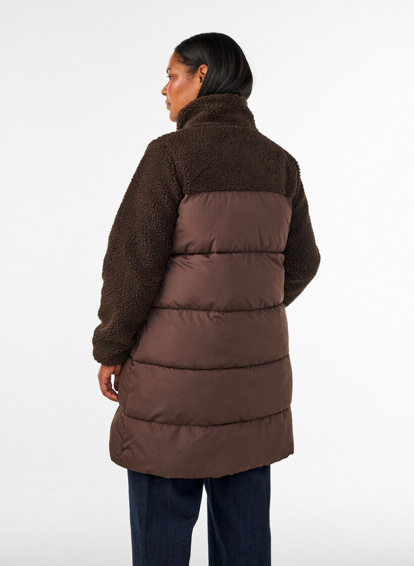 Midilang pufferjakke med teddyfleece, Brun, Model image number 2