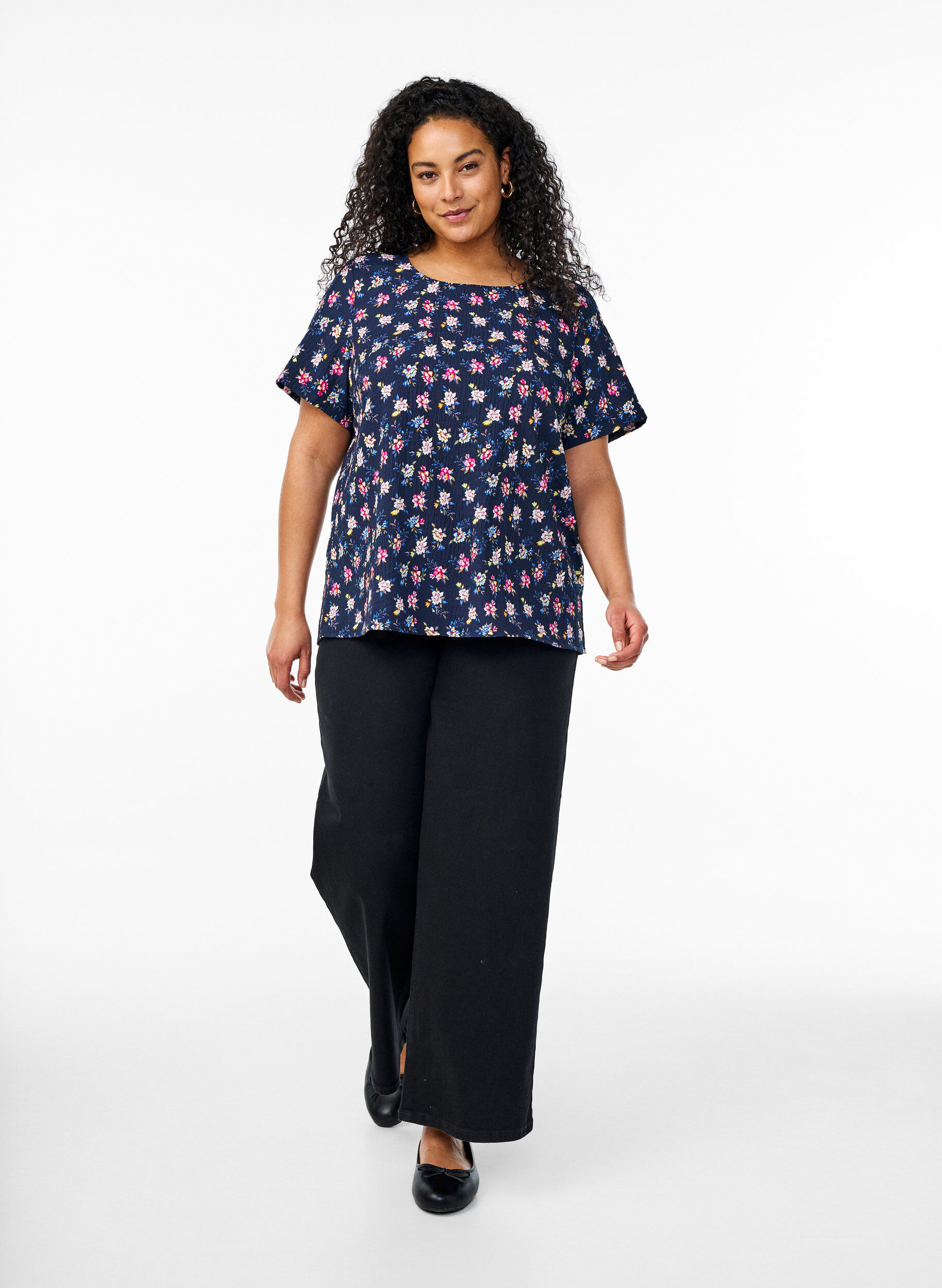 ZizziKortermet bluse med tekstur, Bl&aring;, Model image number 1