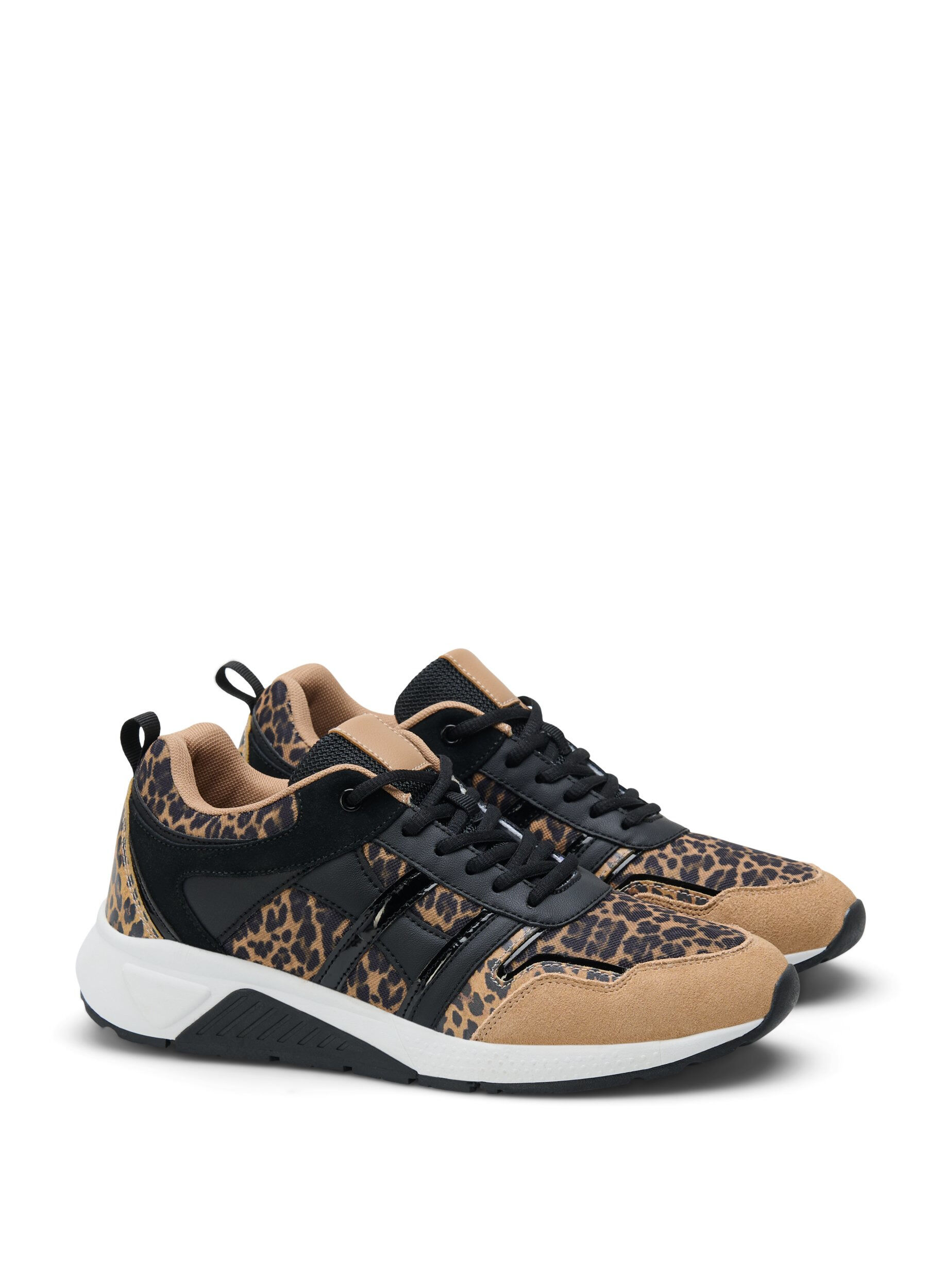Zizzi Sneakers med leopardm&oslash;nster og bred passform, Leopard Print, Packshot image number 1
