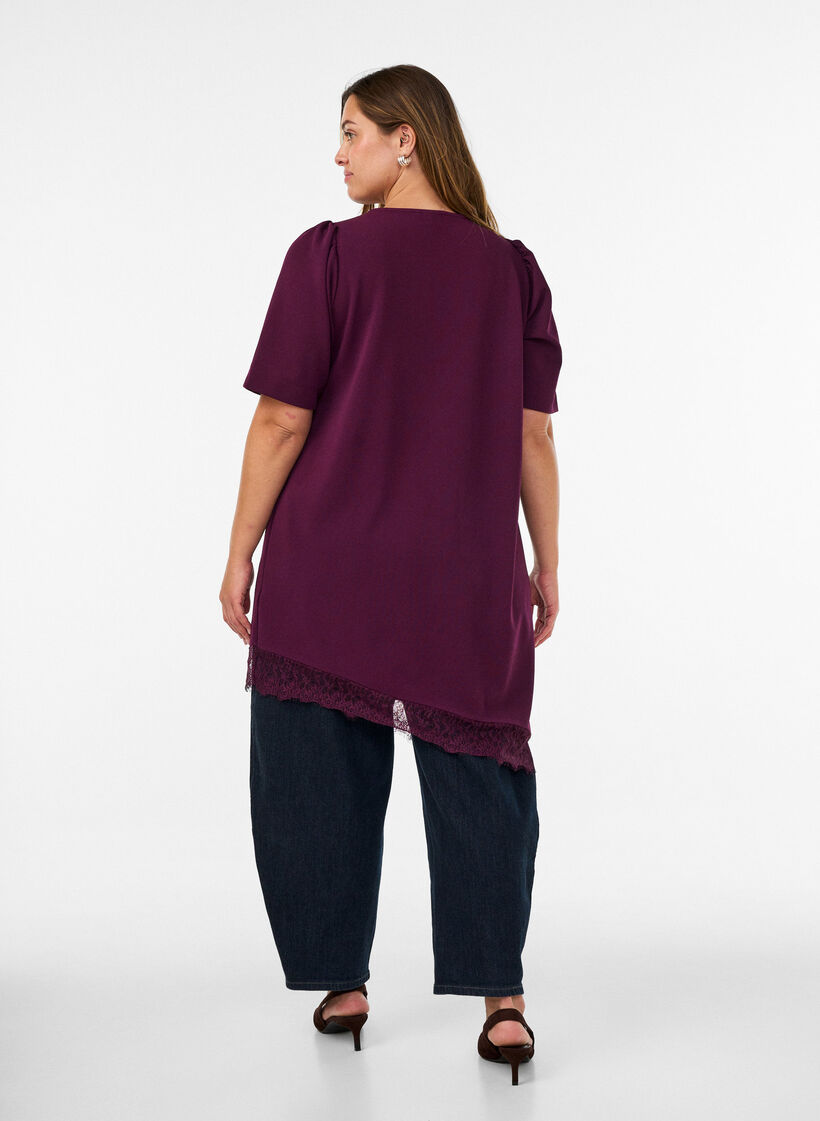 Tunika med asymmetrisk blondedetalj, Lilla, Model image number 2