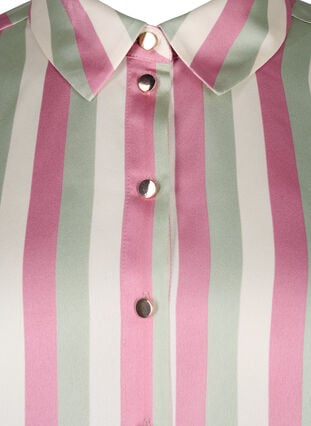 Zizzi Stripete satengskjorte med krage, Rose Stripe, Packshot image number 2