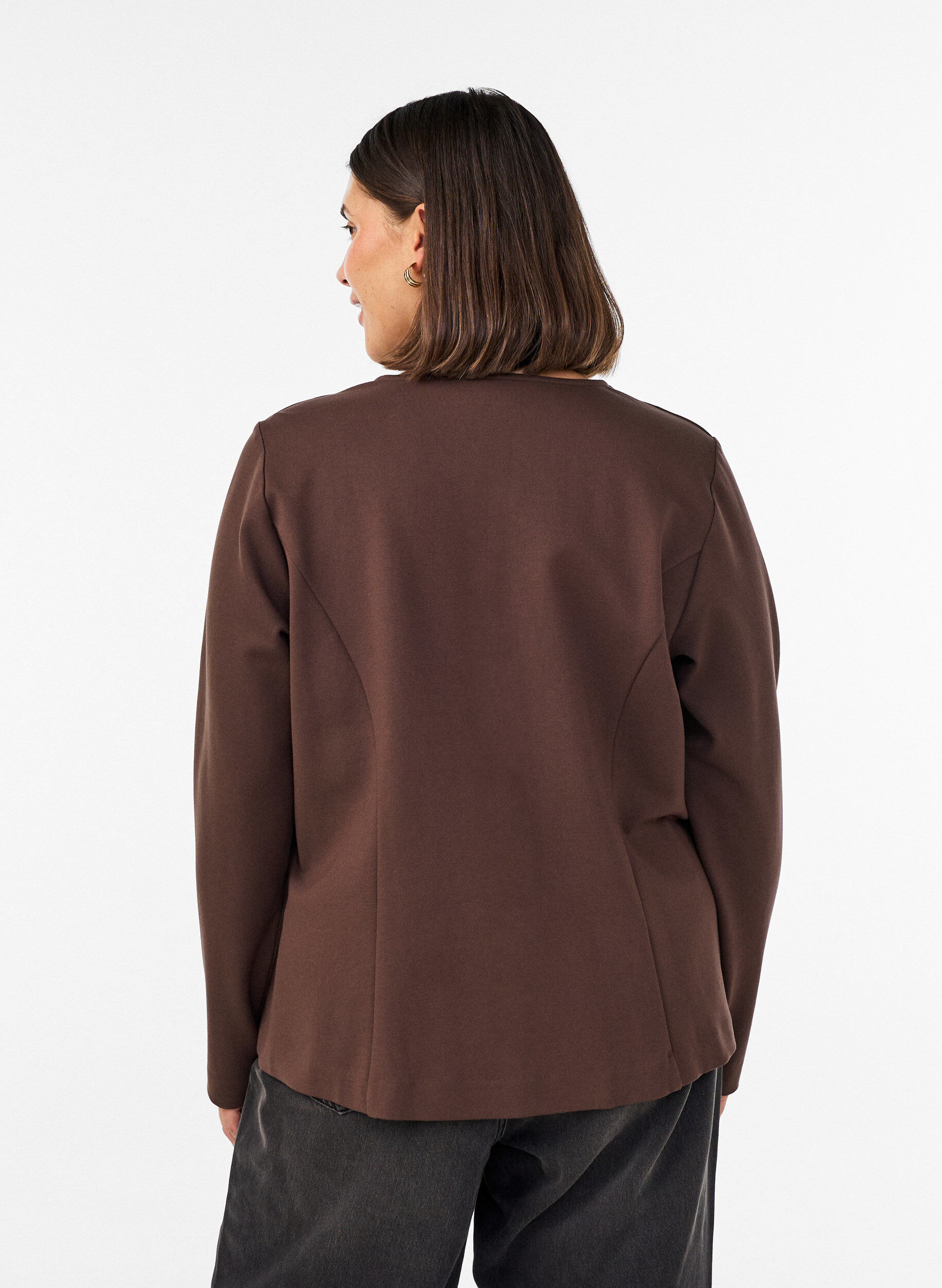 ZizziFigurn&aelig;r jerseycardigan med dekorative knapper, Brun, Model image number 2