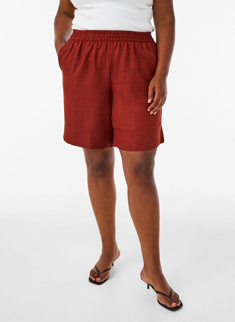 Shorts med lommer og h&oslash;y midje, R&oslash;d, Model image number 0
