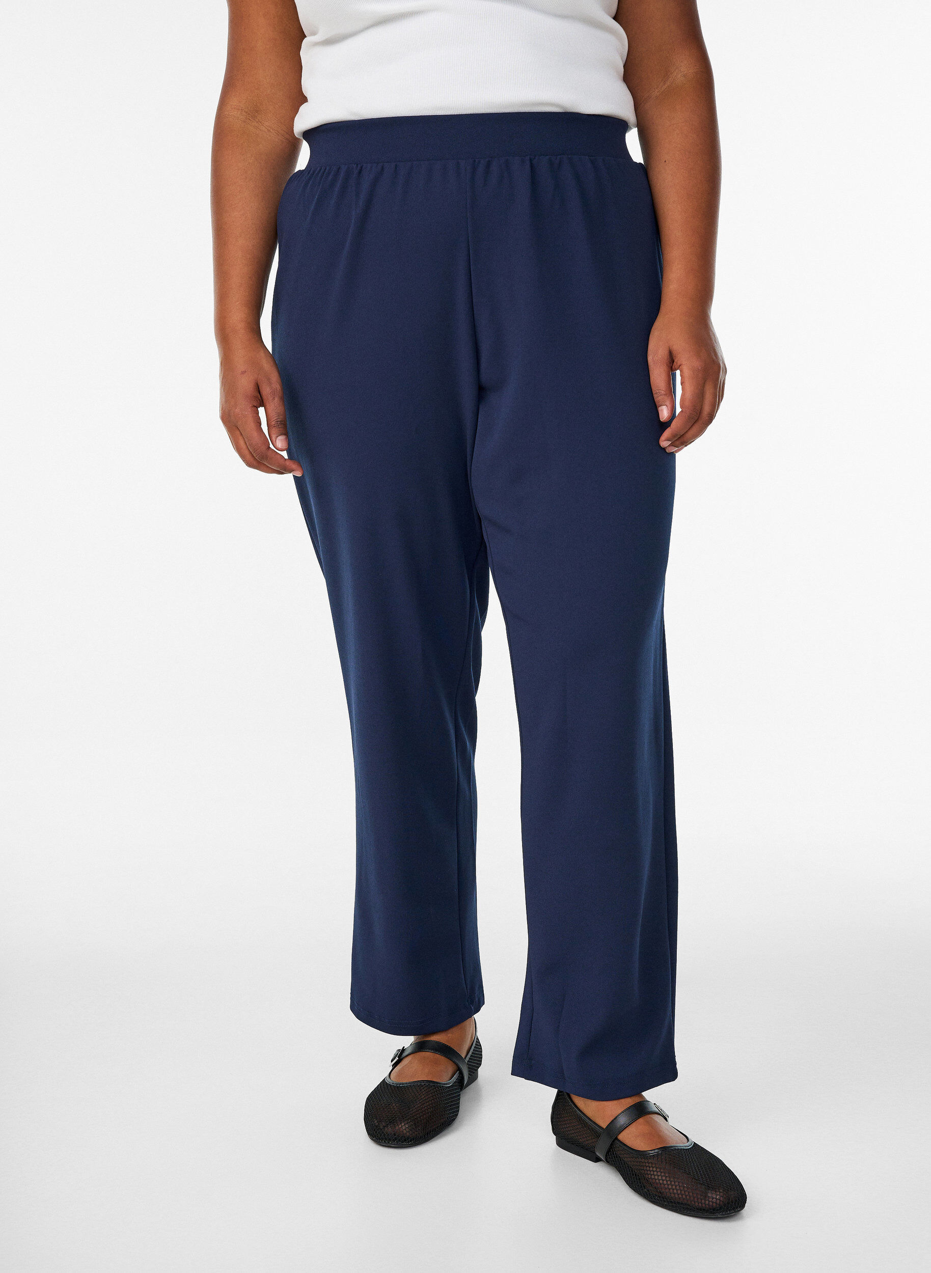 ZizziBukser med straight fit, Bl&aring;, Model image number 3
