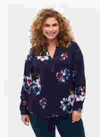 FLASH - Langermet bluse med mønster, Big Blue Flower, Model