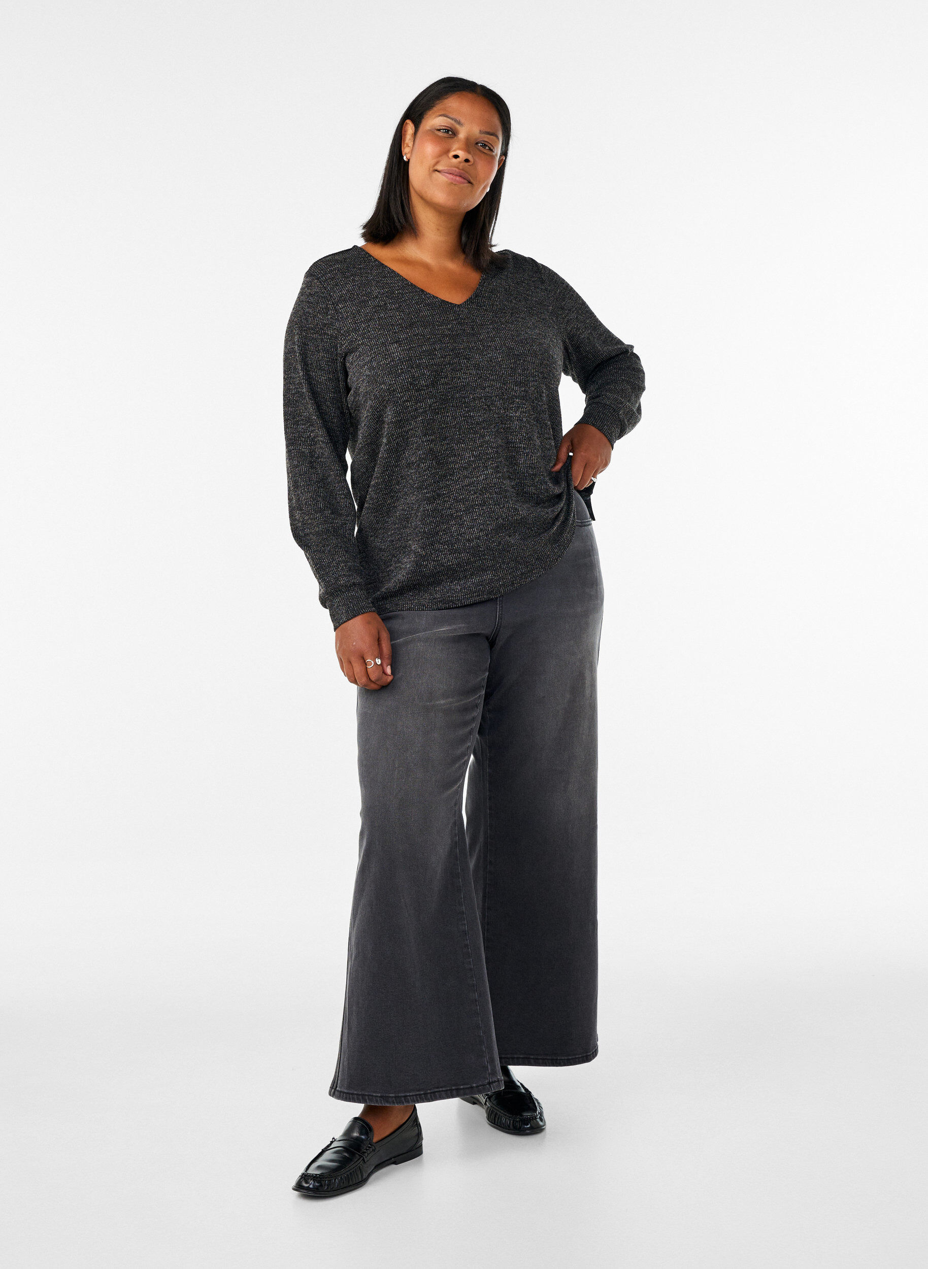 ZizziJerseybluse med V-hals og lange ermer, Svart, Model image number 1