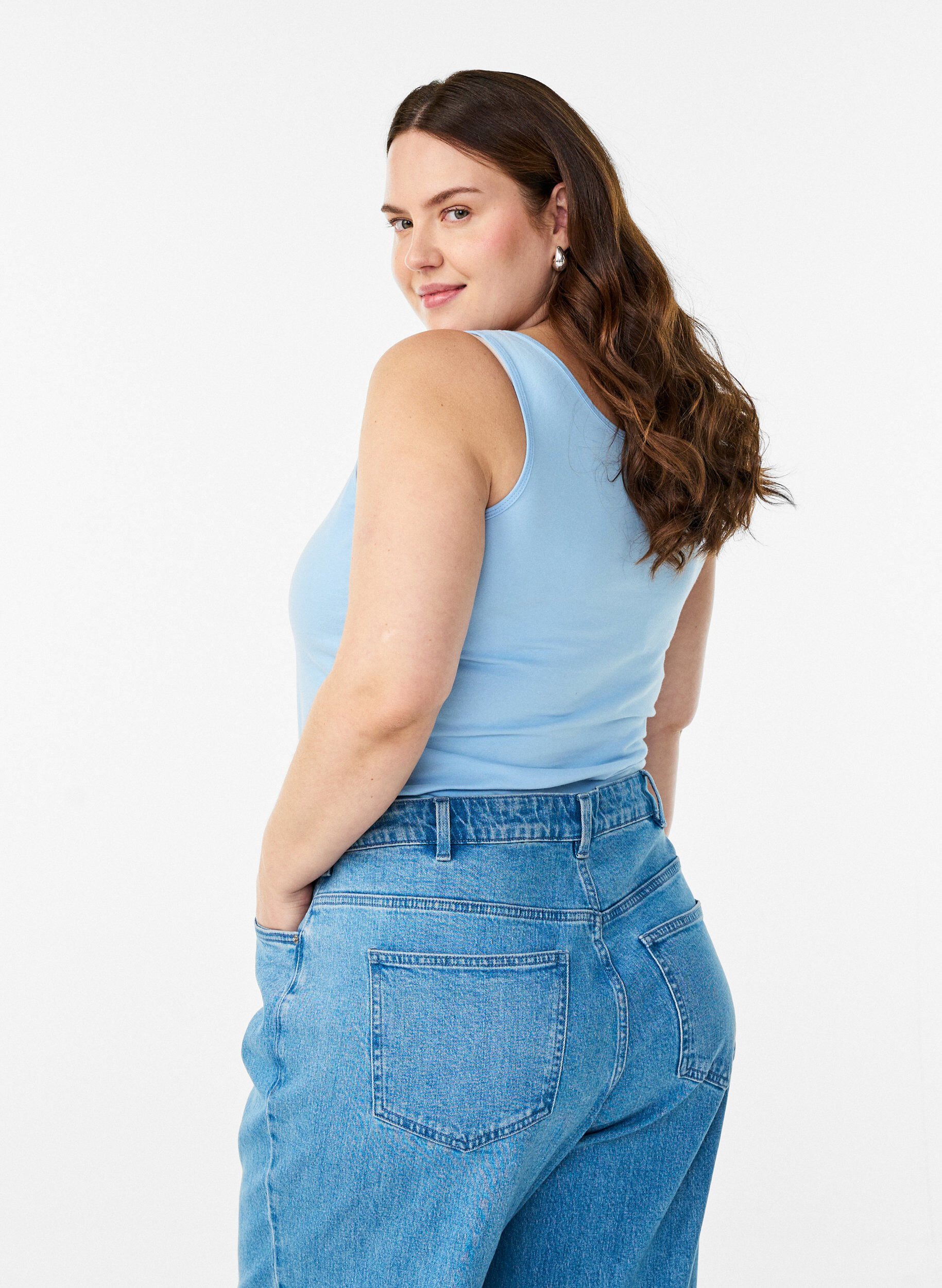 ZizziEnsfarget basic topp i bomull, Bl&aring;, Model image number 2